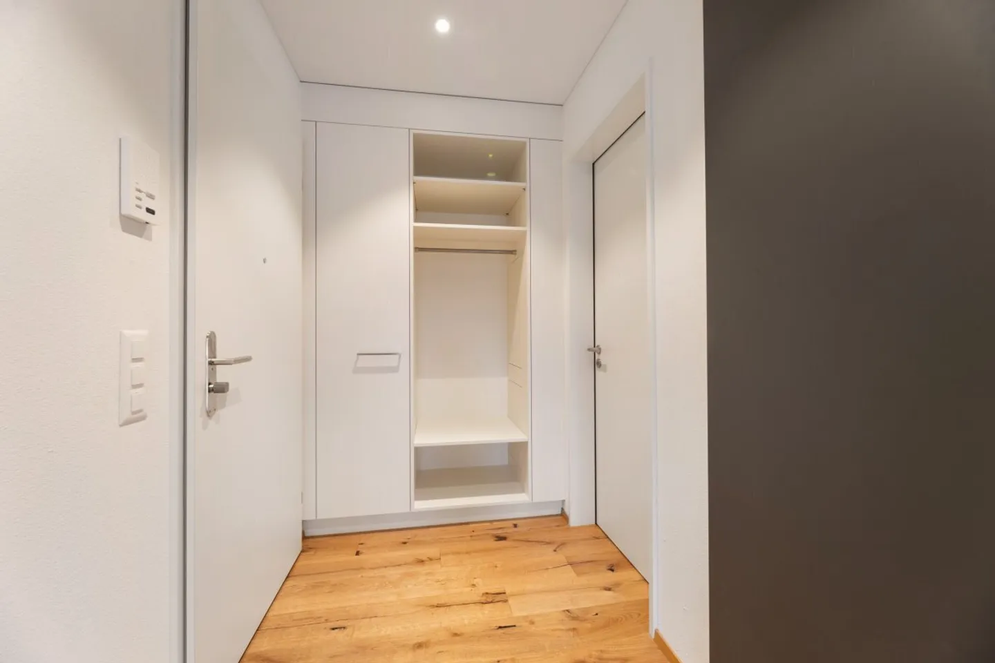 Charmante neue Wohnung in Höri - Foto 3 von 5