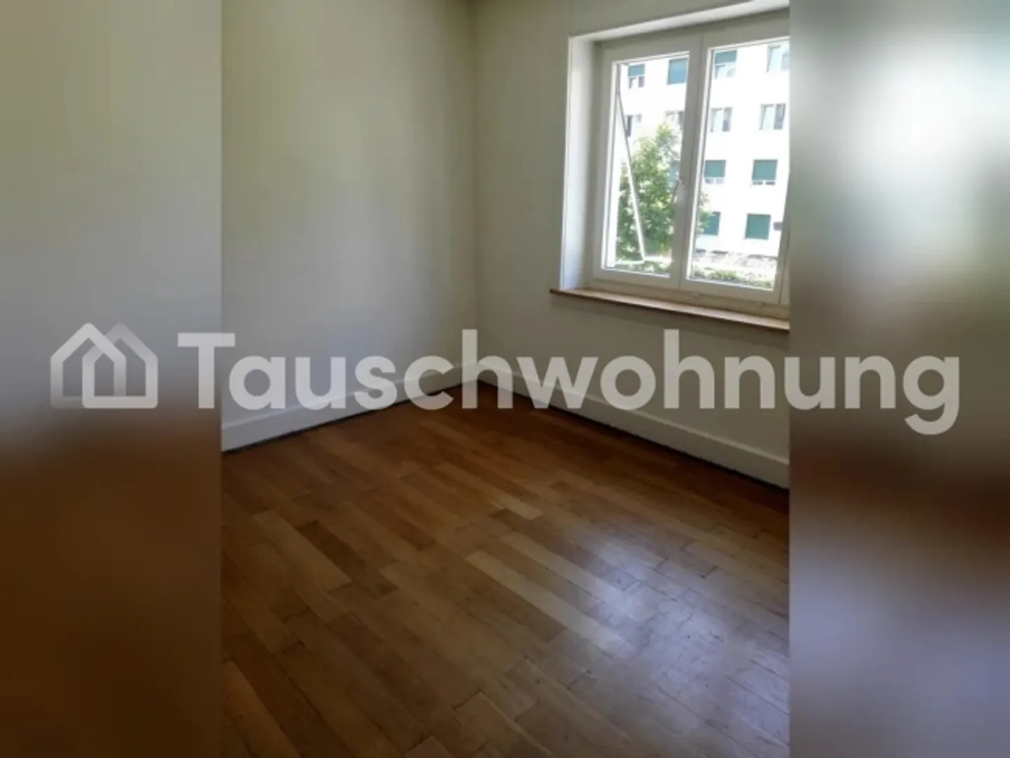 Bright and quiet old building apartment near Hardplatz - Photo 3 of 8