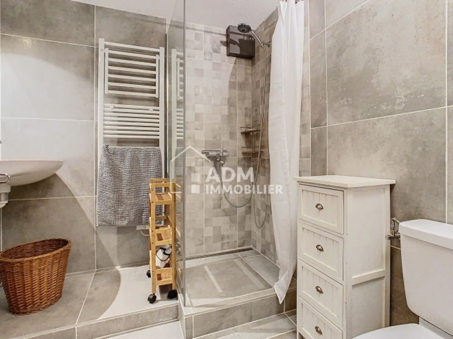 Ovronnaz, appartamento 3.5 locali al piano giardino in un chalet - Foto 7 di 8