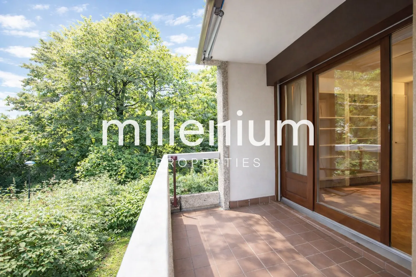 Furnished apartment with high standard - Immediate proximity to international organizations - Photo 5 of 13