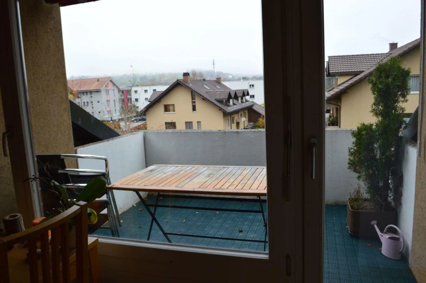 Quietly Located Attic Apartment in Schwarzenburg - Photo 4 of 8