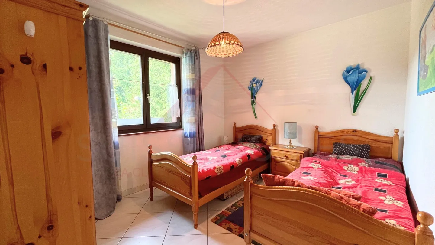 Raro a Porrentruy: Villa con 238 m², piscina, vasca idromassaggio e appartamento separato - Foto 6 di 10