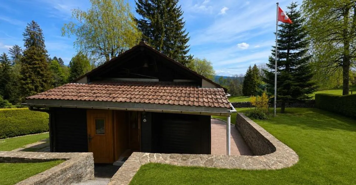 Chalet con Giardino Soleggiato - Foto 2 di 9