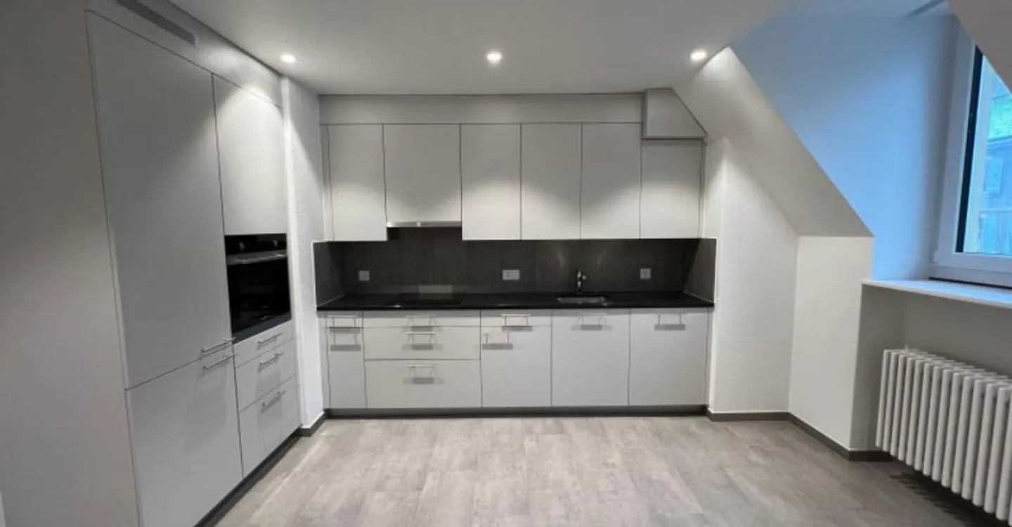 00231 - Appartamento 2 locali - Rue de L'Evole 19 - NEUCHATEL - Foto 3 di 6