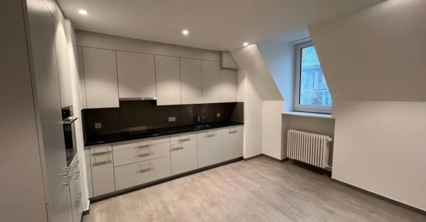 00231 - Appartamento 2 locali - Rue de L'Evole 19 - NEUCHATEL - Foto 4 di 6