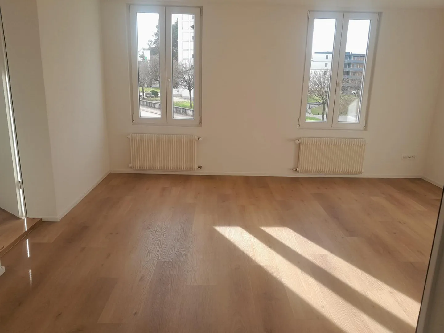 Bright 3-room apartment with spacious balcony - Photo 8 of 10