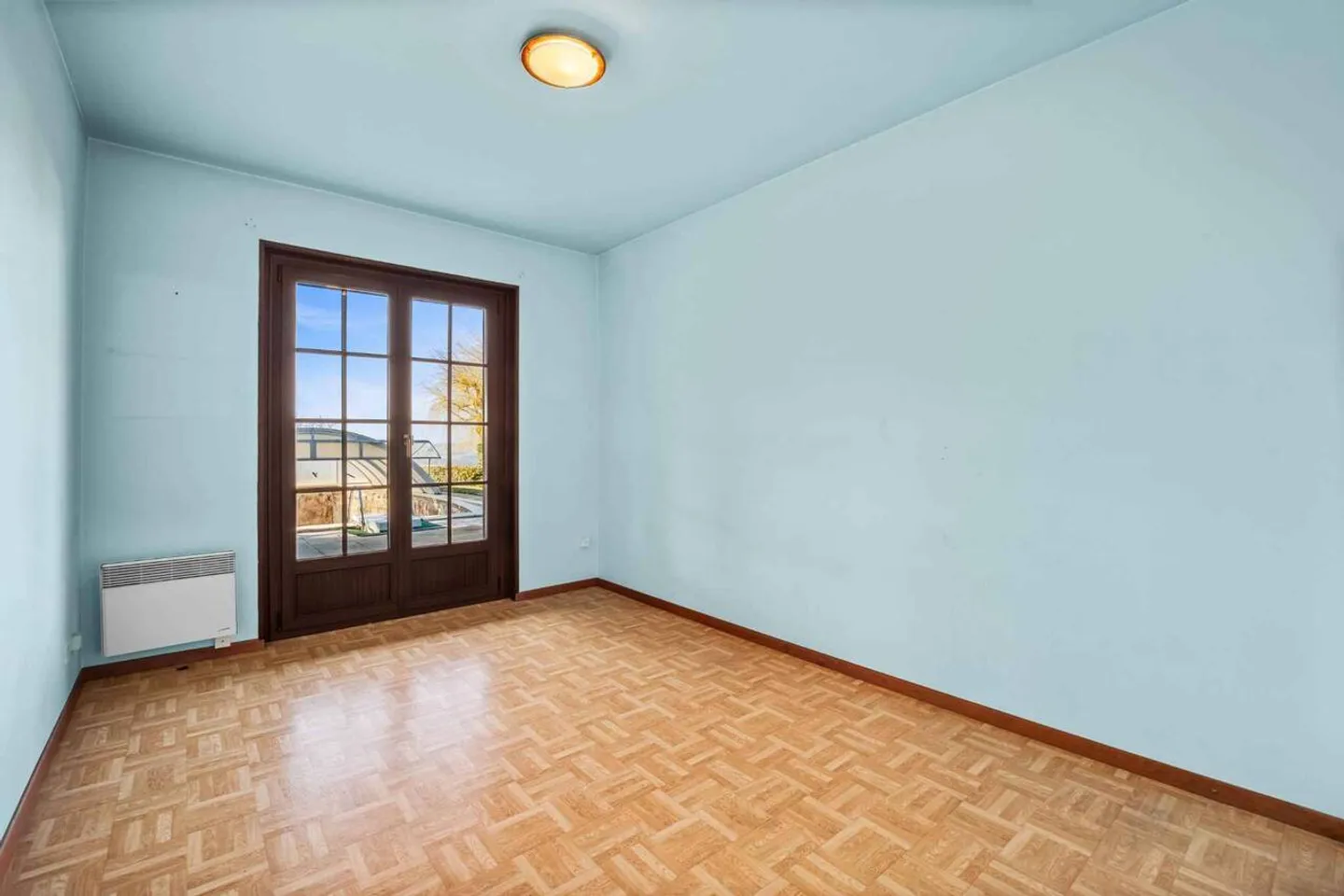 High-end family property in a privileged environment in Sullens - Photo 10 of 10