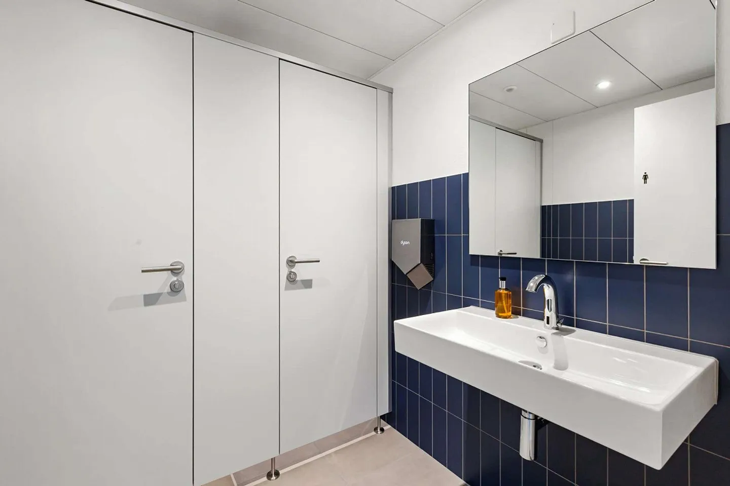 Attractive commercial spaces in modern development - Photo 7 of 8