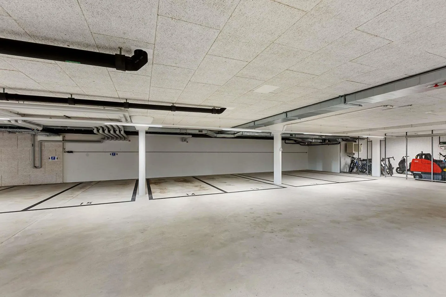 Attractive commercial spaces in modern development - Photo 6 of 8