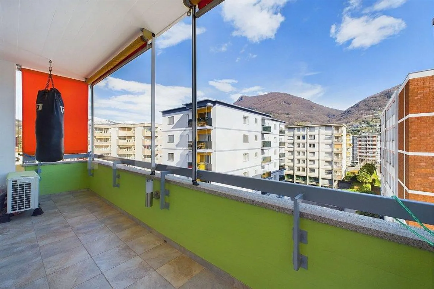 Appartement intéressant et rénové au cœur de Lugano - Photo 13 sur 13