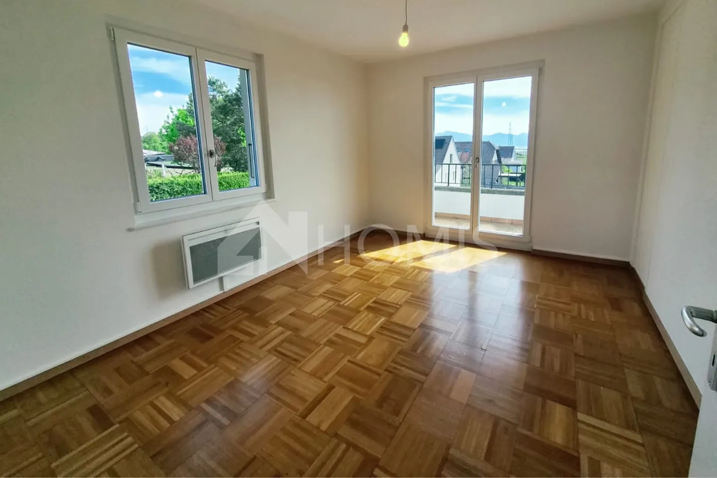 Spacious 3.5 rooms with balcony and lake view - Photo 6 of 8