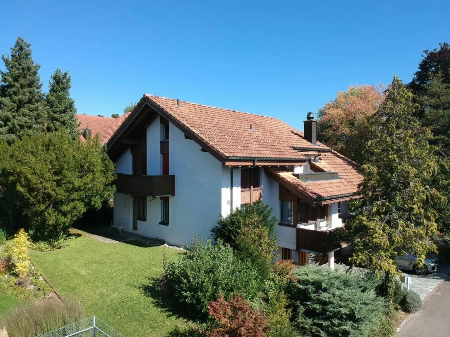Casa unifamiliare con carattere e vista panoramica - Foto 2 di 30