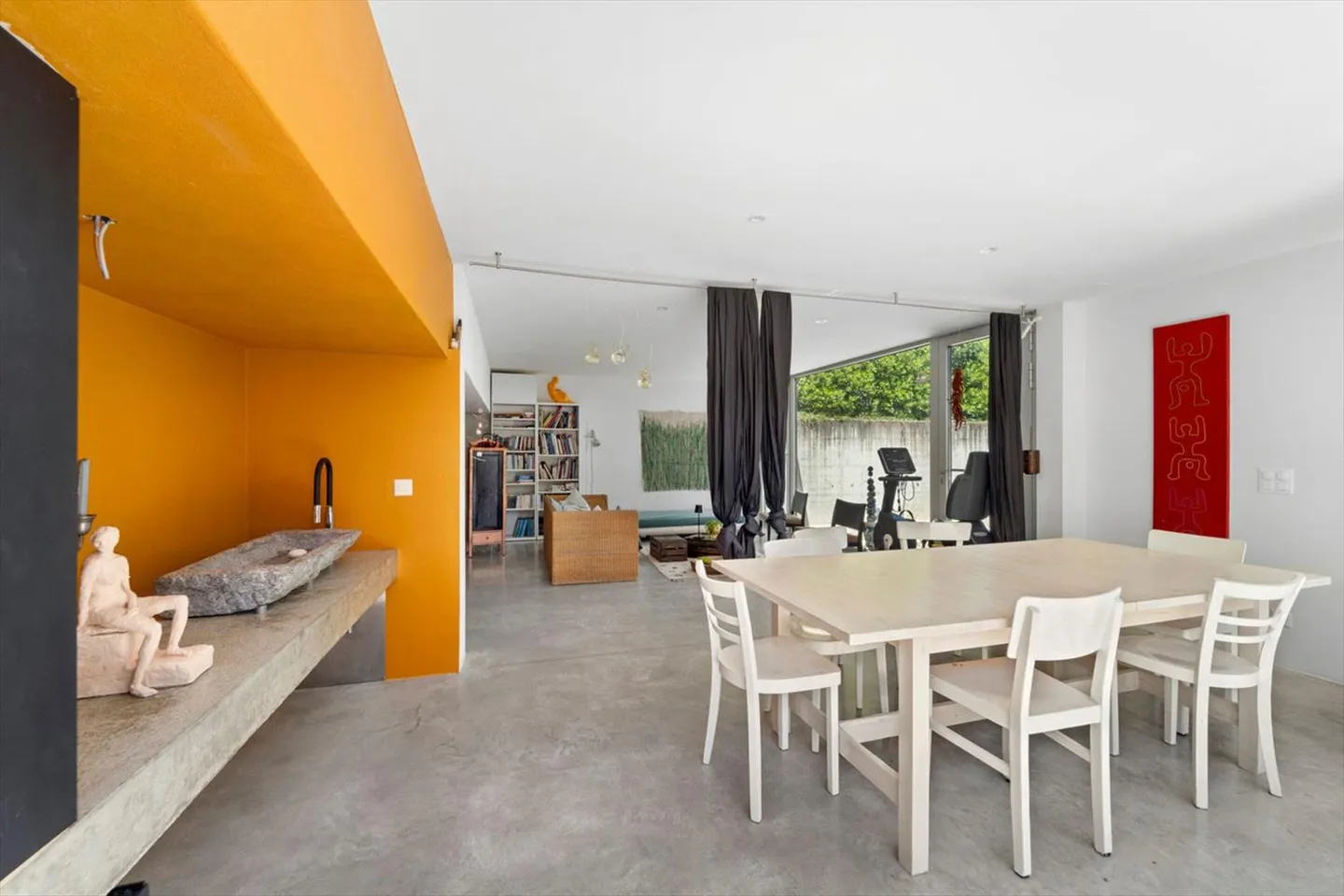 Arosio - moderne Villa im Grünen - Foto 6 von 13