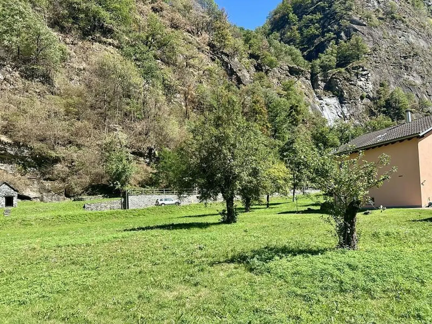 Terrain à bâtir R3 avec belle vue - Photo 7 sur 7