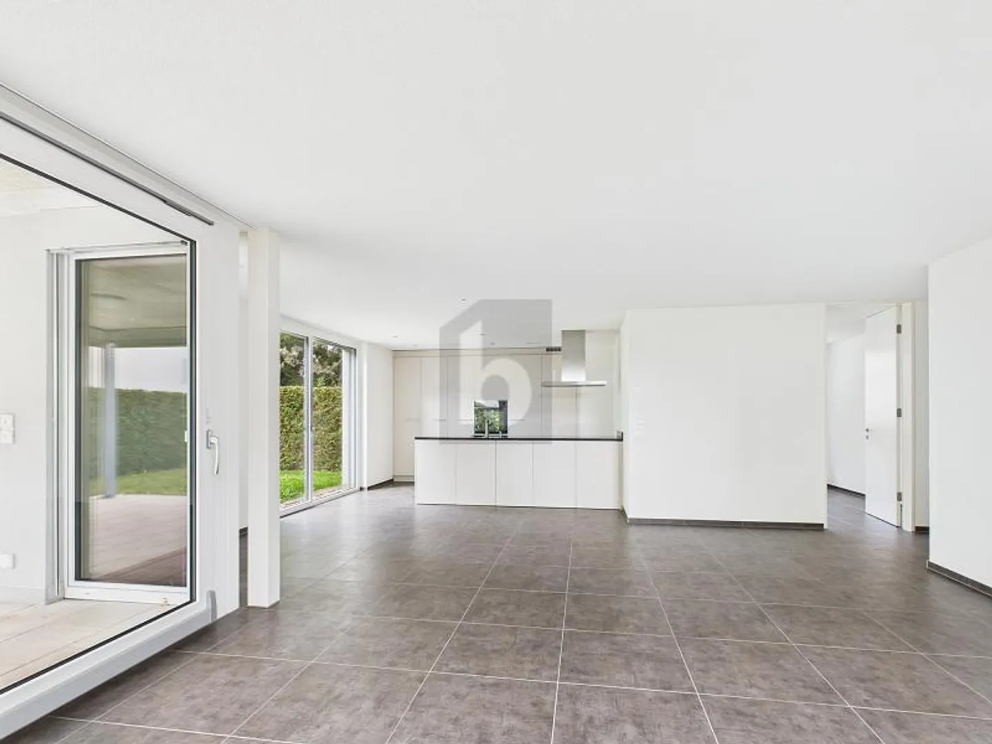 HIGH QUALITY WITH SUNNY GARDEN! - Photo 2 of 6