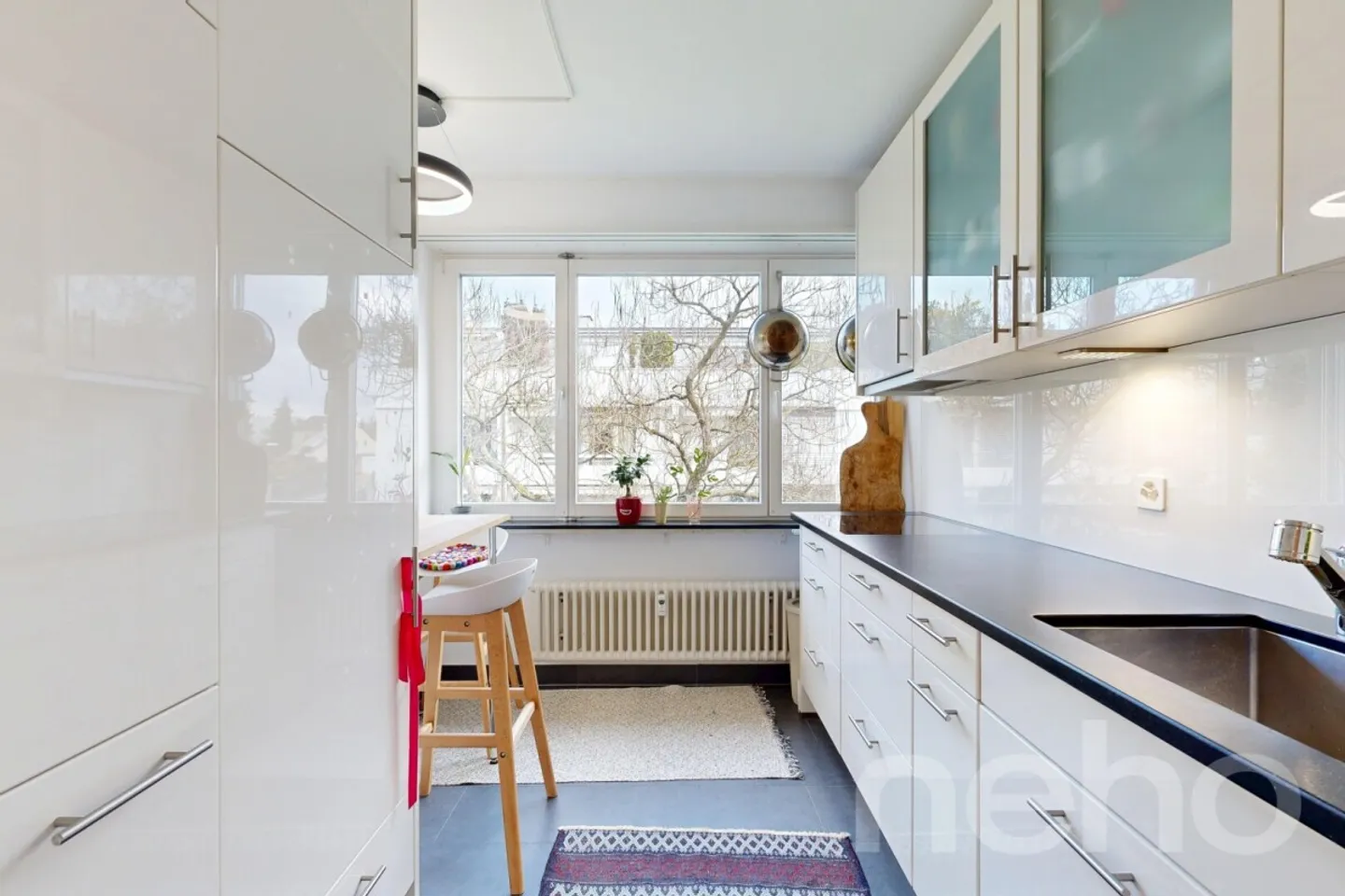 Appartement lumineux 4.5 pièces avec balcon - Photo 5 sur 12