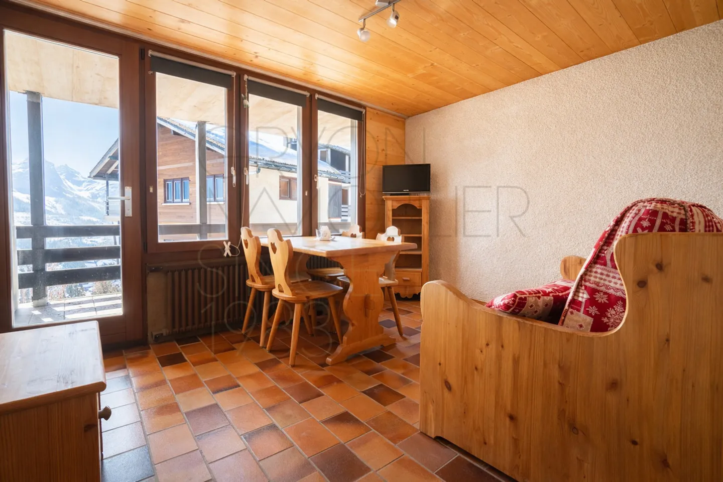 Ski-in Ski-out Studio in Alpe des Chaux mit Eckbalkon - Foto 1 von 10