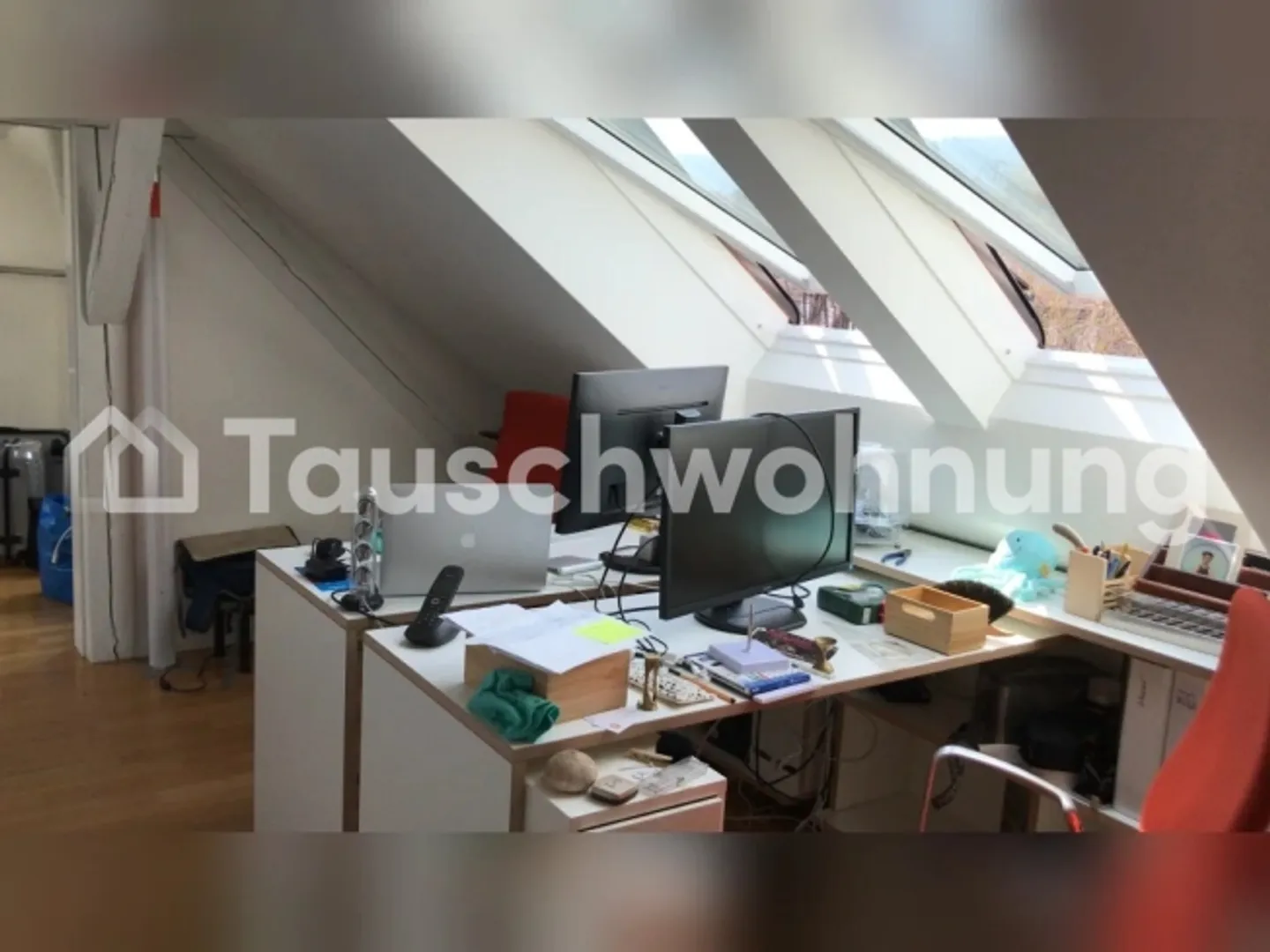 Appartement sous les toits lumineux de 3 pièces avec terrasse - Photo 2 sur 16