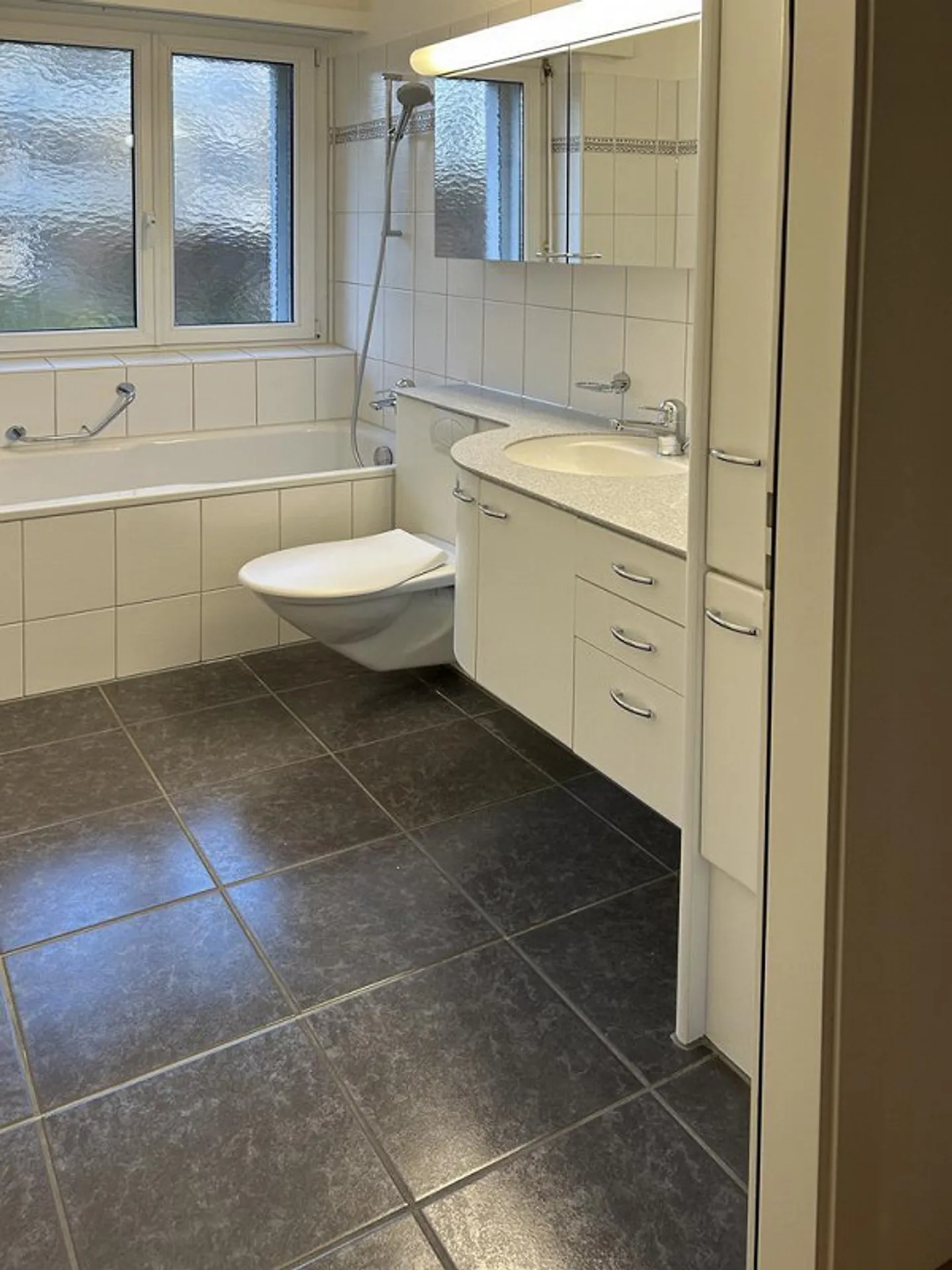 Gemütliche 4-Zimmer-Wohnung im Grünen - Foto 4 von 12