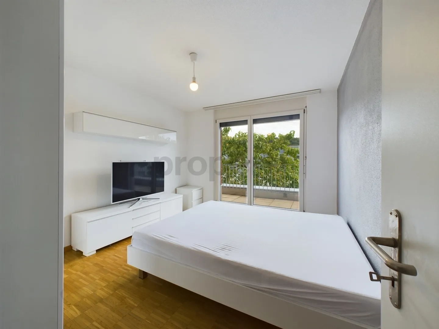 Exclusive 6.5-room terraced house in Schlieren - Photo 5 of 10