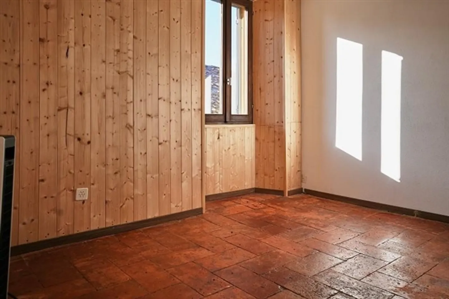 Maison de village de 3 pièces avec balcon dans un endroit très calme / maison de 3 pièces au cœur avec balcon dans un endroit très calme - Photo 4 sur 20