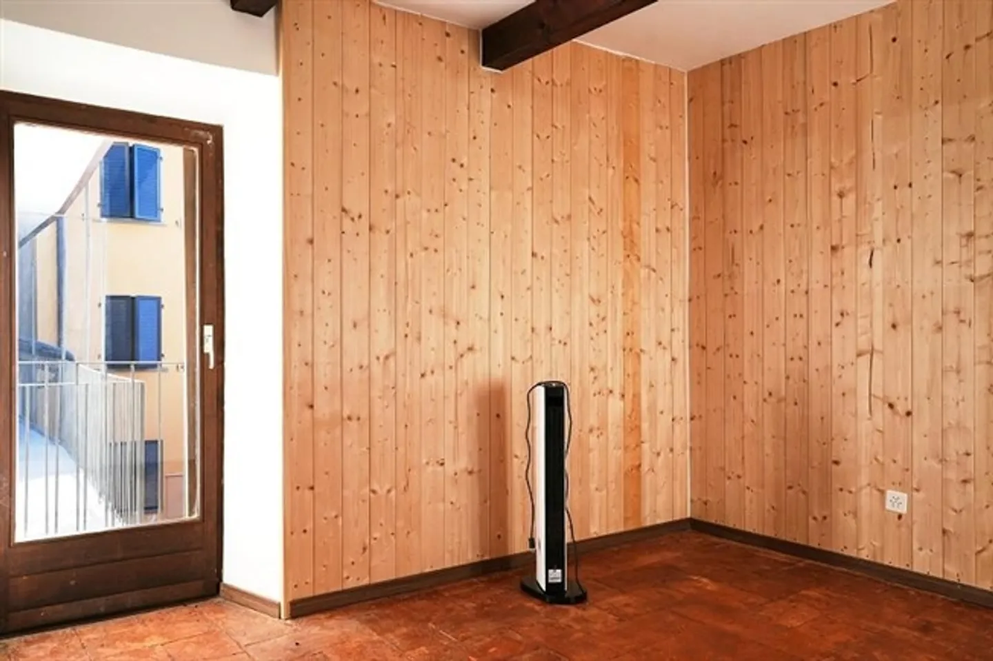 Maison de village de 3 pièces avec balcon dans un endroit très calme / maison de 3 pièces au cœur avec balcon dans un endroit très calme - Photo 5 sur 20