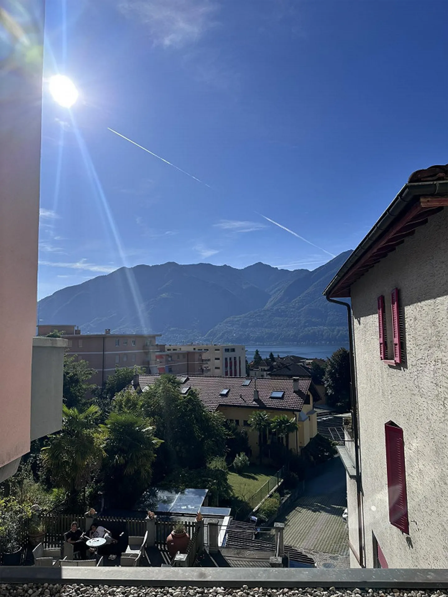 2 ½ pièces avec vue sur le lac à Muralto - Photo 11 sur 11