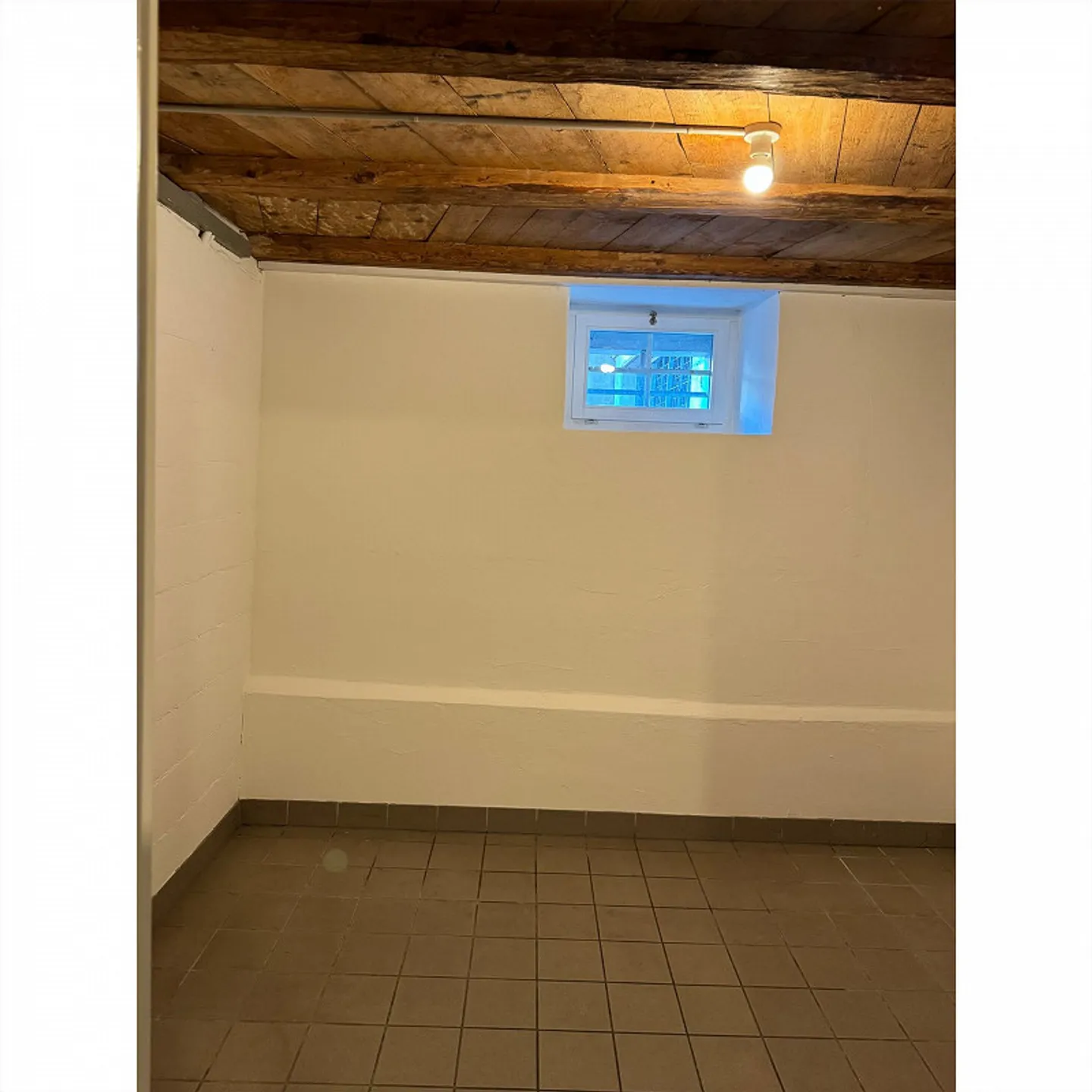 Maison d'angle de 5 pièces au cœur de la ville avec jardin verdoyant - Photo 23 sur 25
