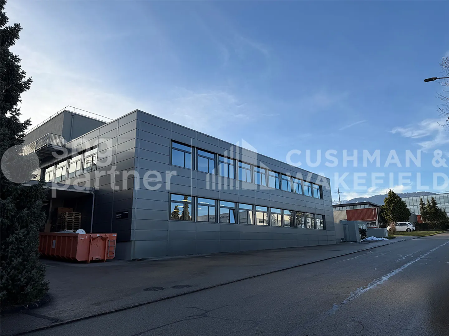 Espace industriel spacieux - Photo 2 sur 13