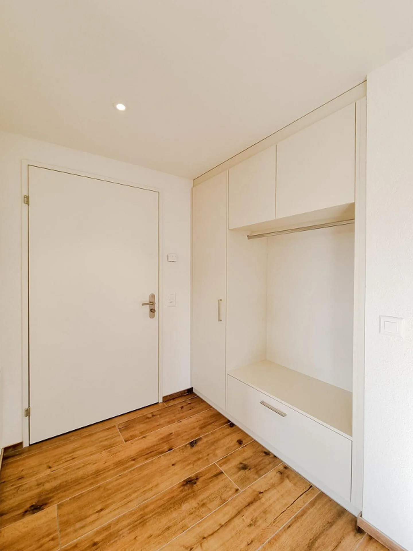 Appartement spacieux de 3,5 pièces avec espace jardin - Photo 4 sur 12