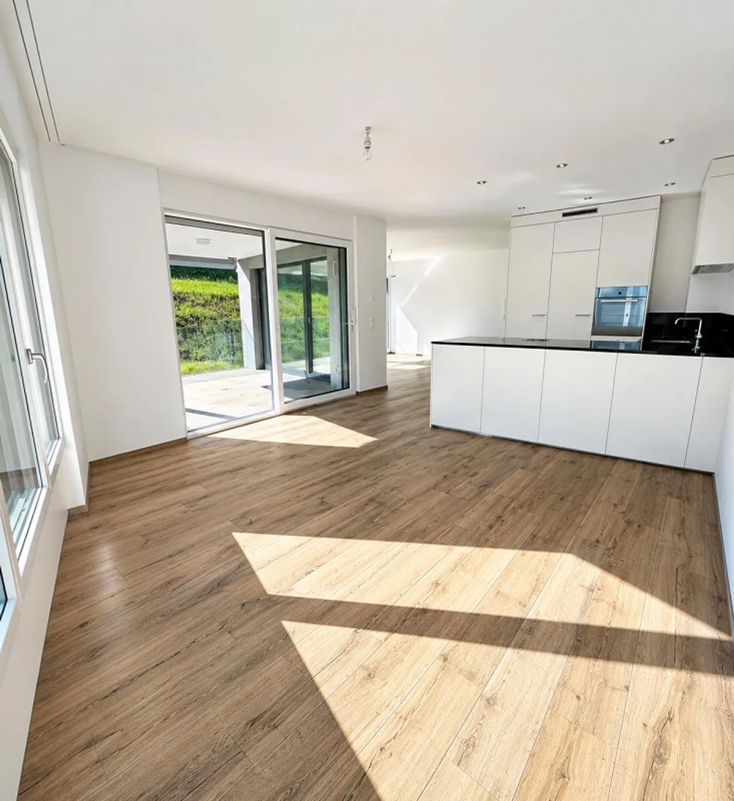 Modernes Apartment in ruhiger Lage - Foto 1 von 12