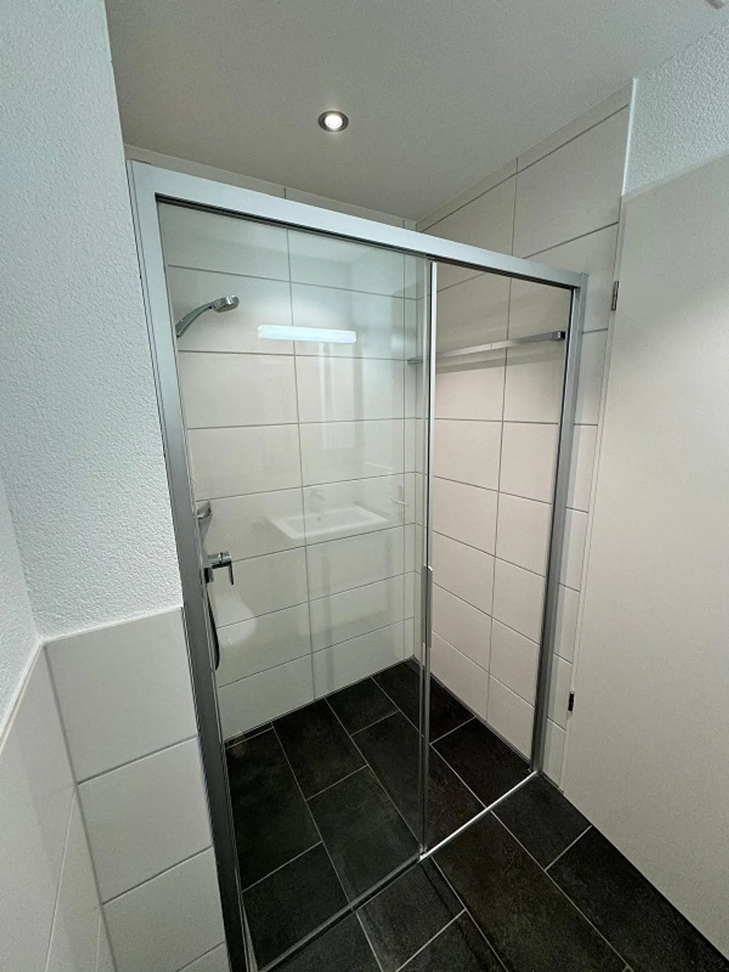 Modernes Apartment in ruhiger Lage - Foto 7 von 12