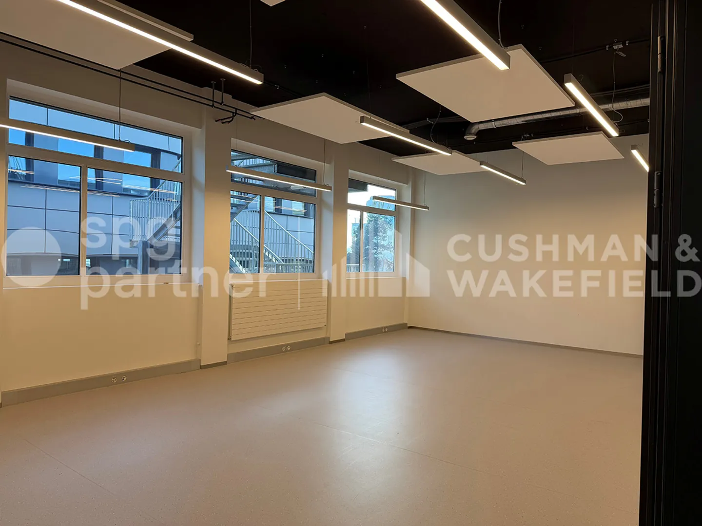 Espace industriel spacieux - Photo 10 sur 13