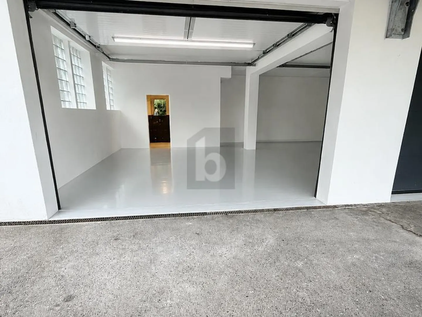 MODERNO CON MOLTEPLICI POSSIBILITÀ D'USO - Foto 4 di 6