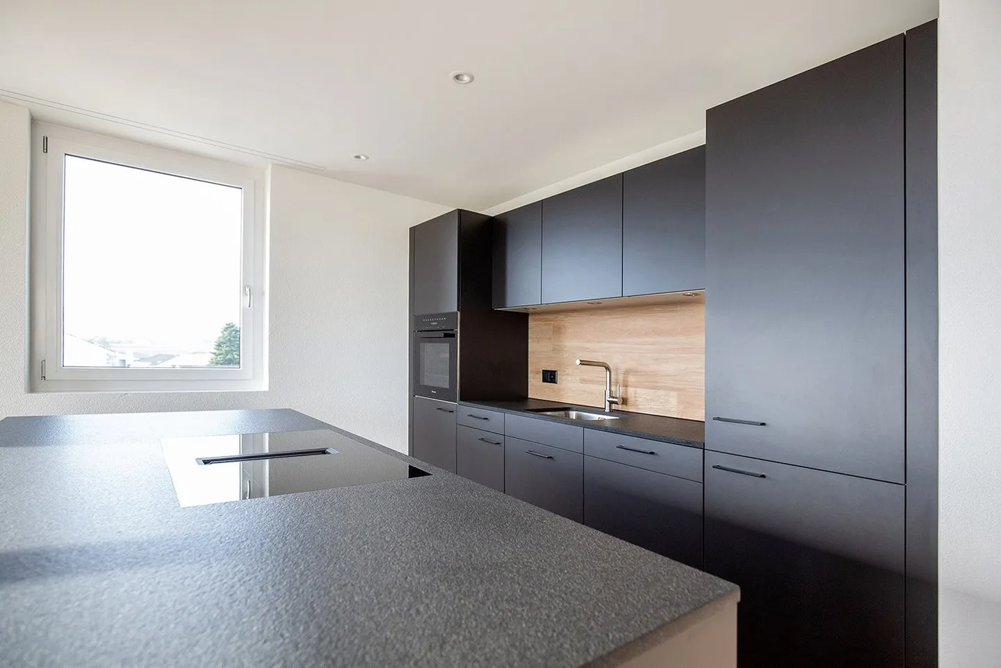 Exklusive 3.5 Zimmer Wohnung - Foto 2 von 11