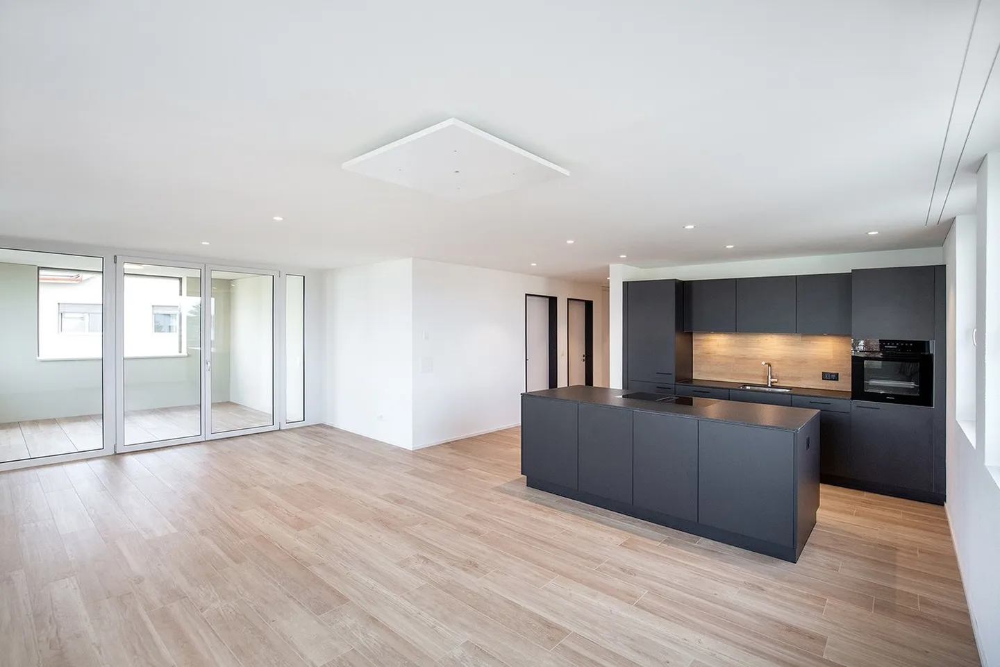 Exklusive 3.5 Zimmer Wohnung - Foto 3 von 11