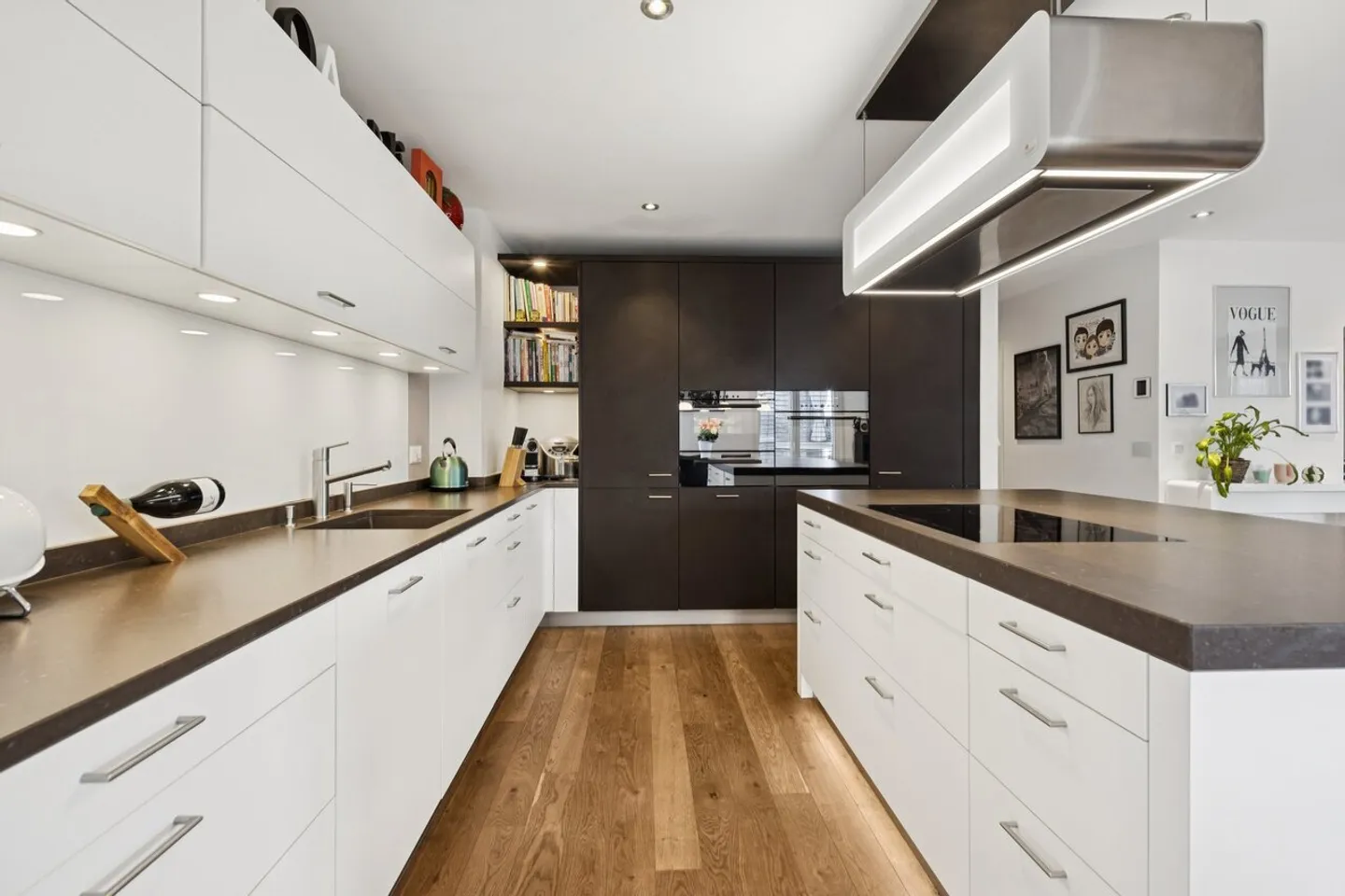 Superbo appartamento familiare nel cuore di un quartiere ricercato - Foto 4 di 11