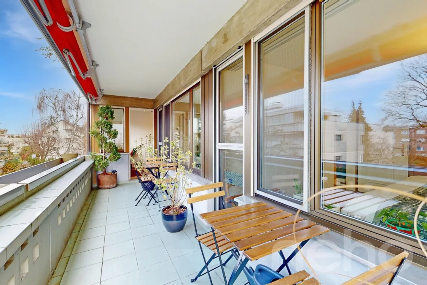 Appartement lumineux 4.5 pièces avec balcon - Photo 10 sur 12