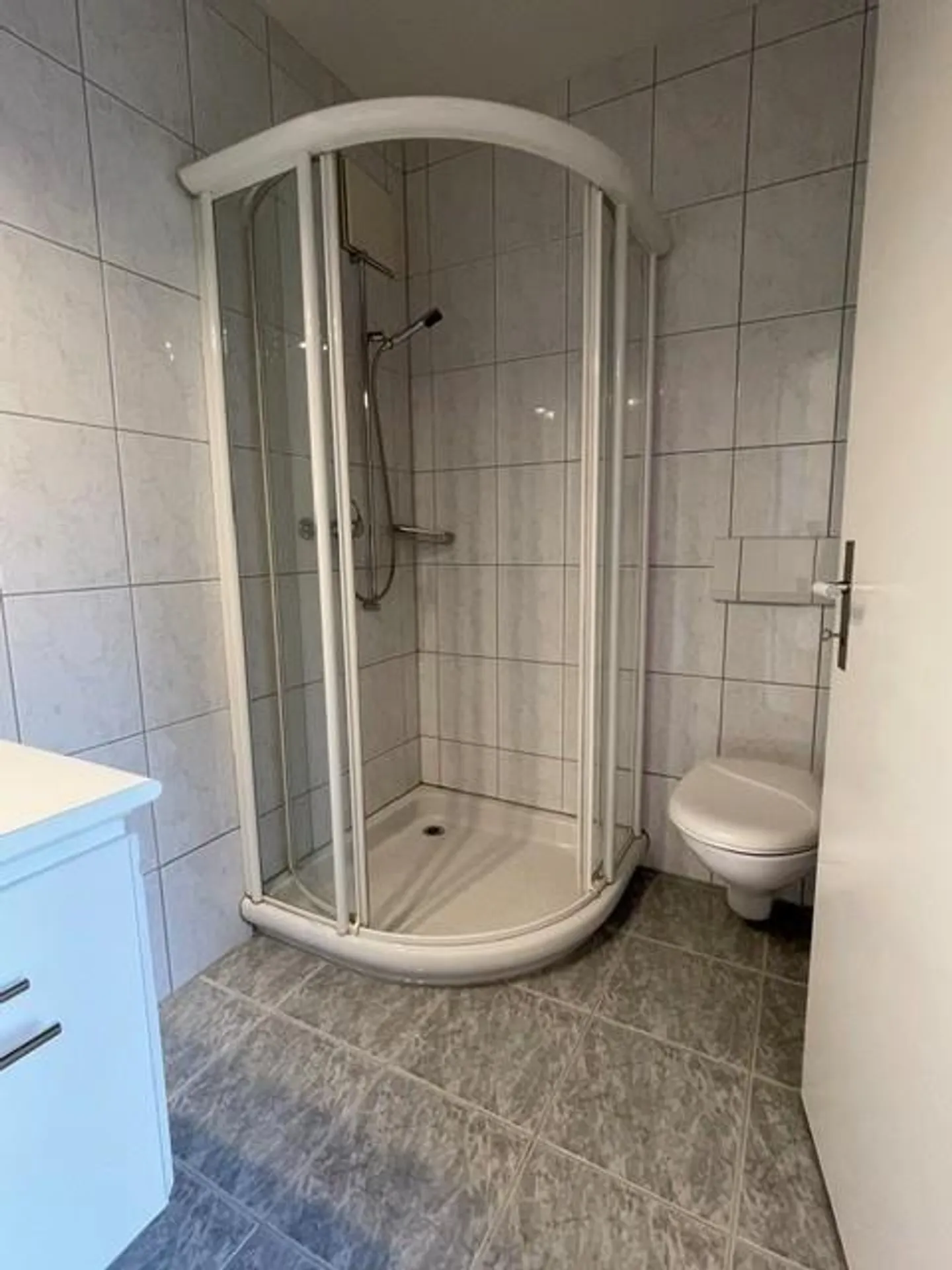 Charmant appartement 3.5 pièces - Photo 3 sur 9