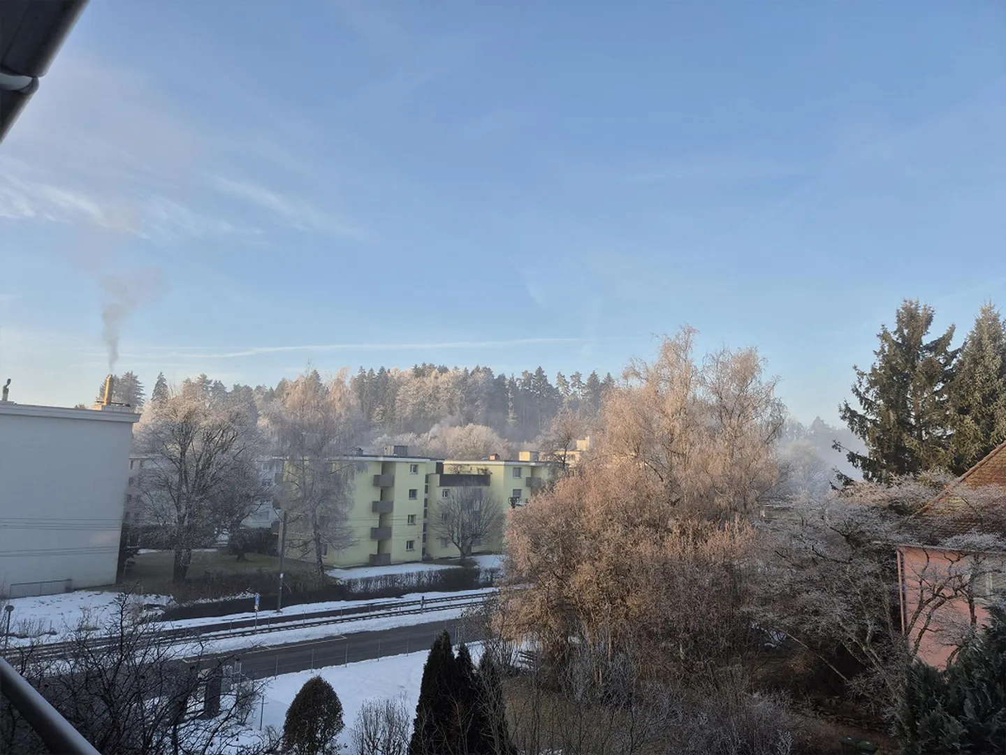 Appartamento 5.5 stanze in posizione privilegiata incluso posto auto - Foto 2 di 16