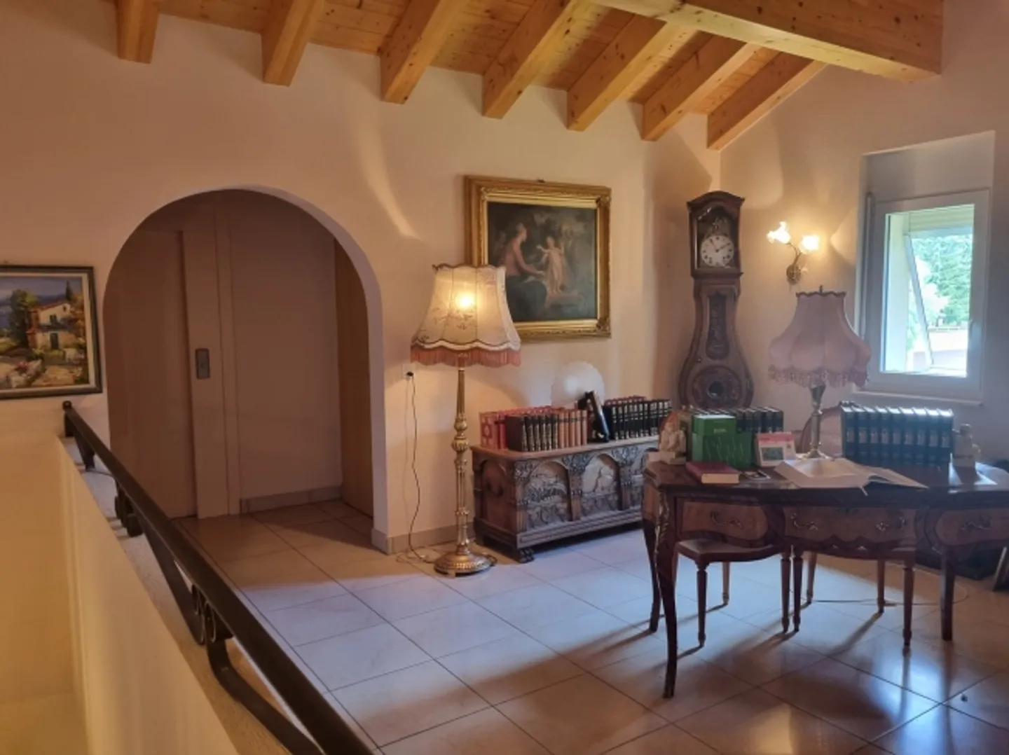 CRANS - MONTANA
Splendid chalet of 3 PPE lots
Quality location - Photo 9 of 11