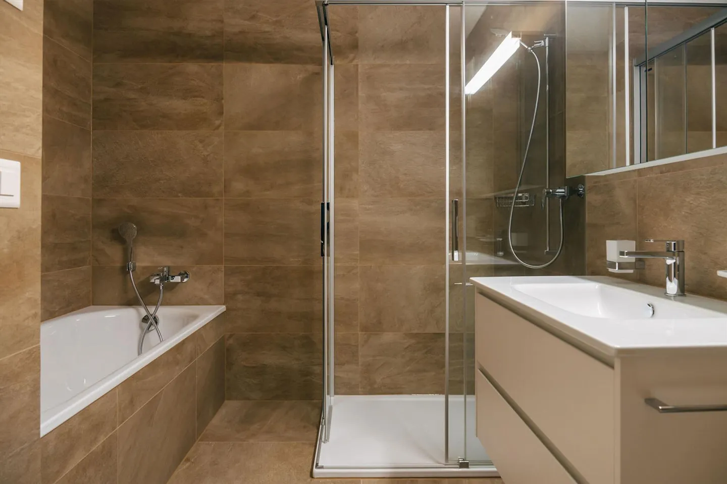 Modern 4.5-room apartment with Swedish stove and large balcony in Uet - Photo 7 of 11