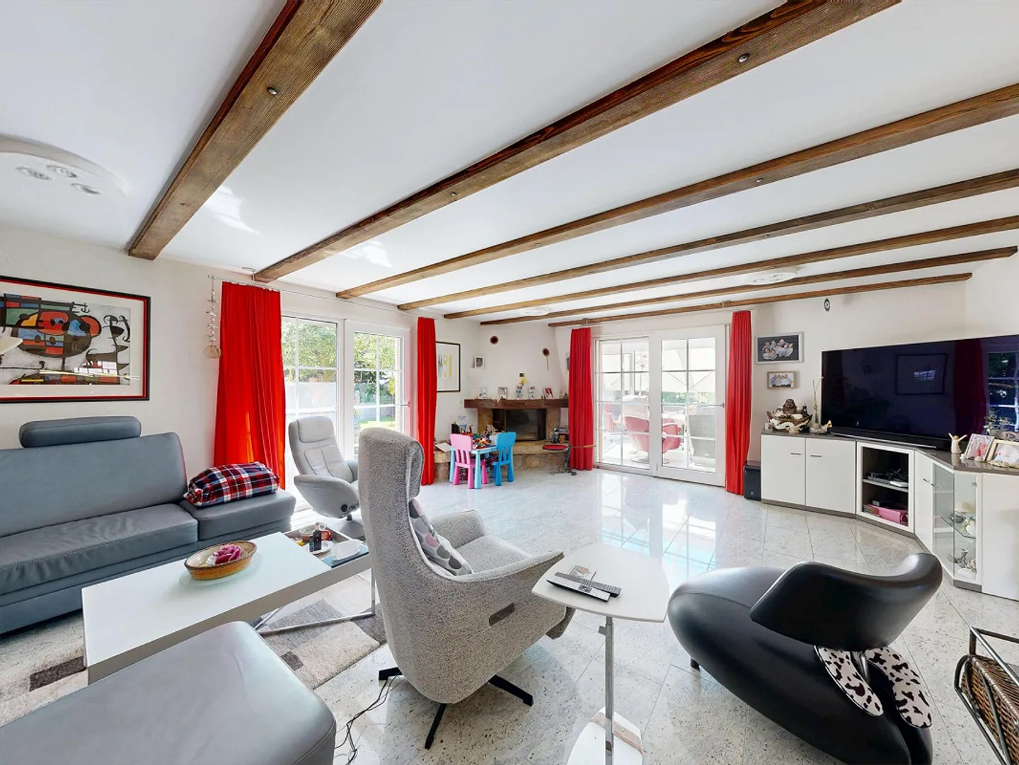 Maison individuelle élégante de 6,5 pièces dans un emplacement de choix à Münchenstein - Photo 3 sur 17