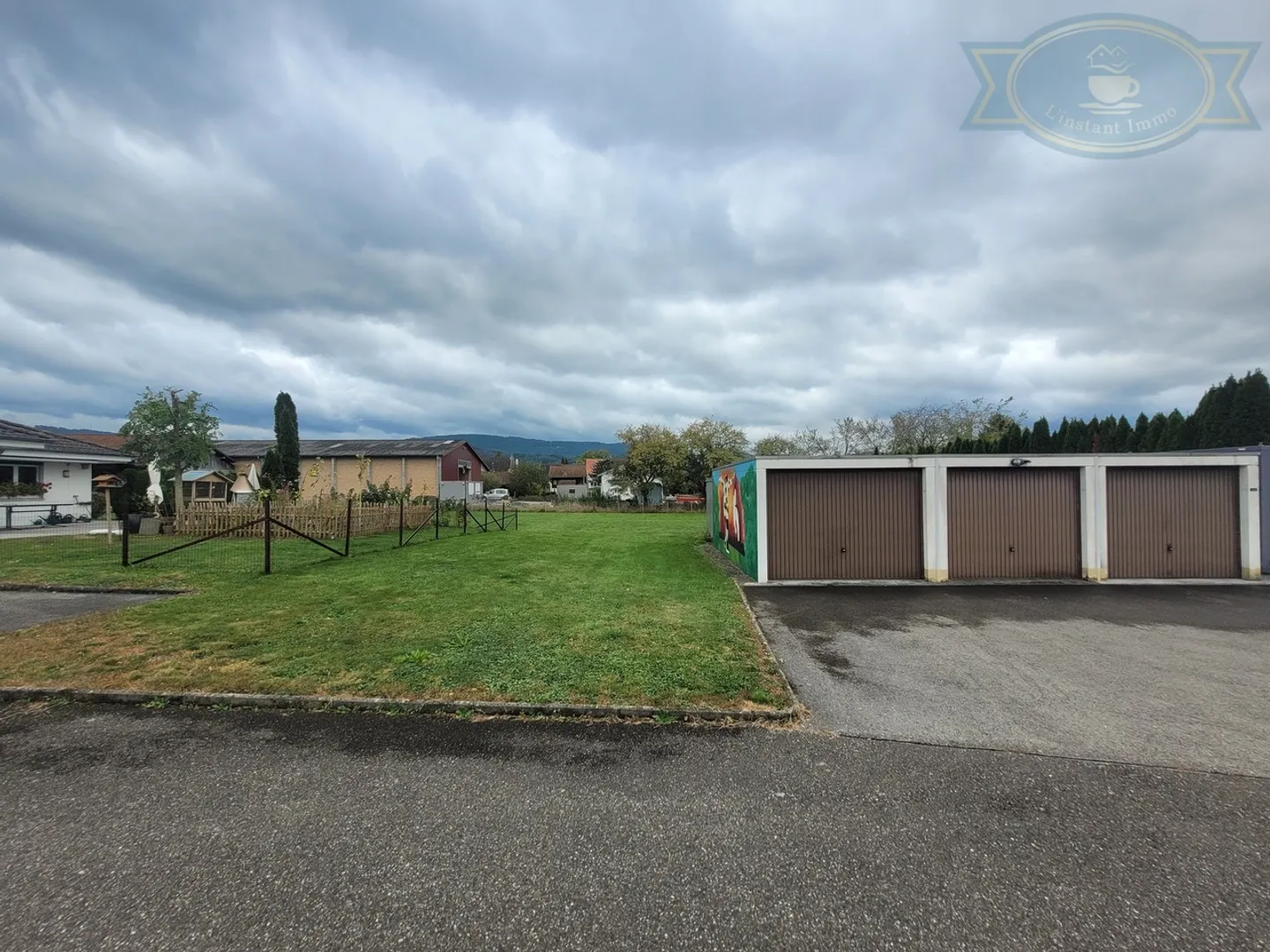 Large buildable land (subdivided according to the desired number of m2) - Photo 4 of 4