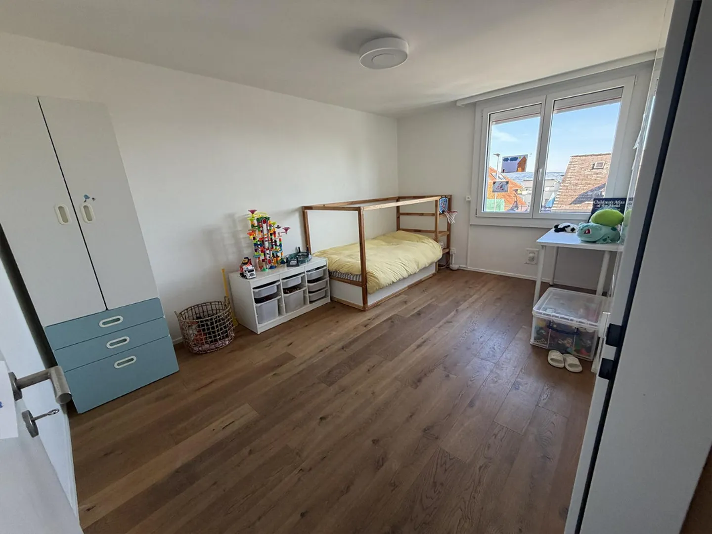 Appartamento 5.5 stanze con ampio soggiorno e balcone - Foto 5 di 11