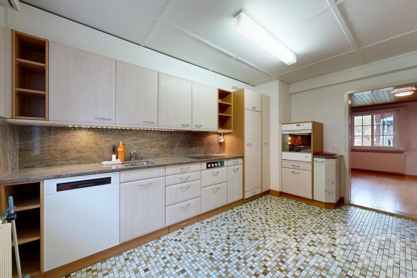 Semi-detached house for sale - Photo 5 of 12