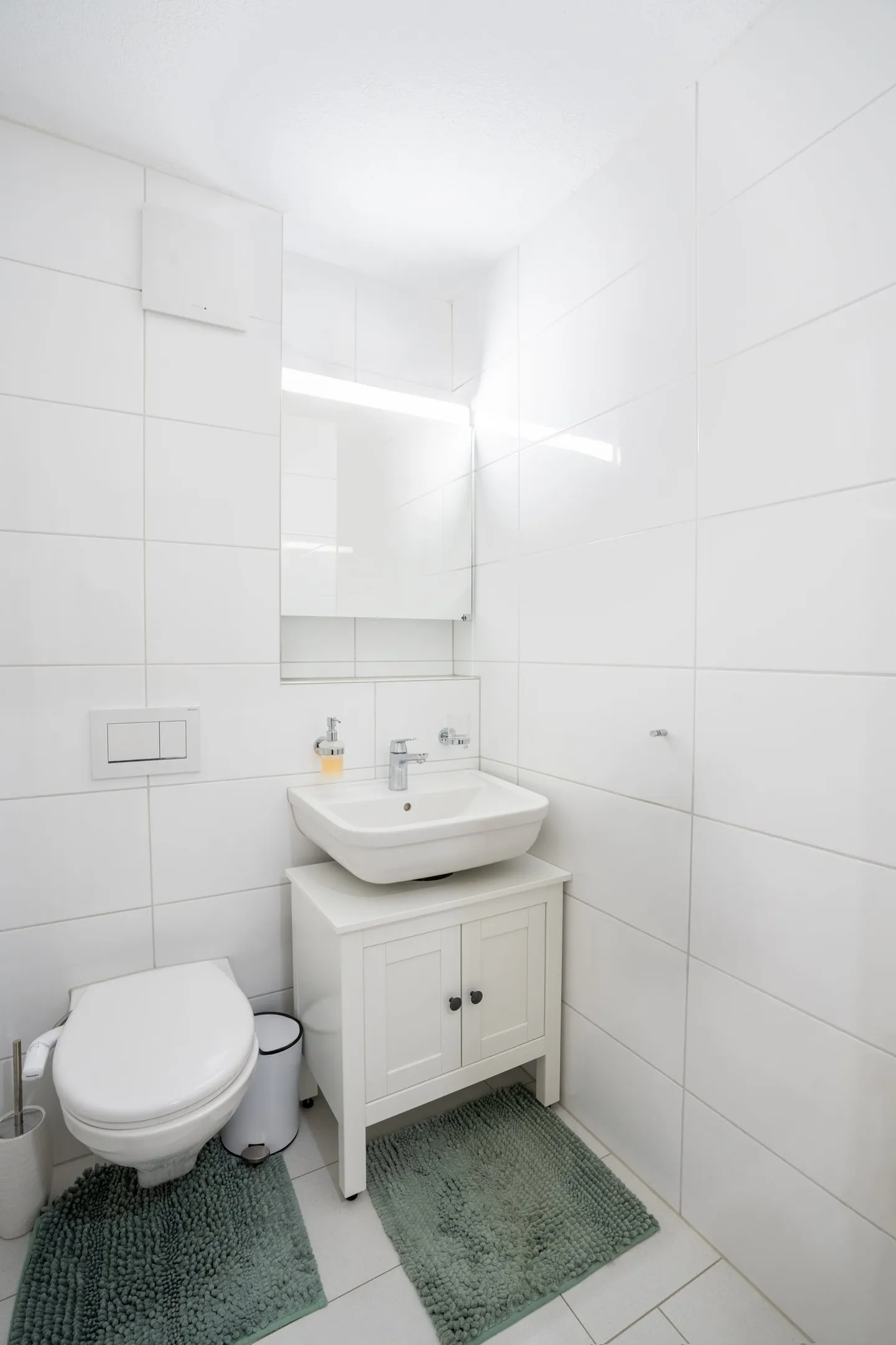 Appartamento ristrutturato di 4,5 locali con finiture curate - Foto 8 di 14