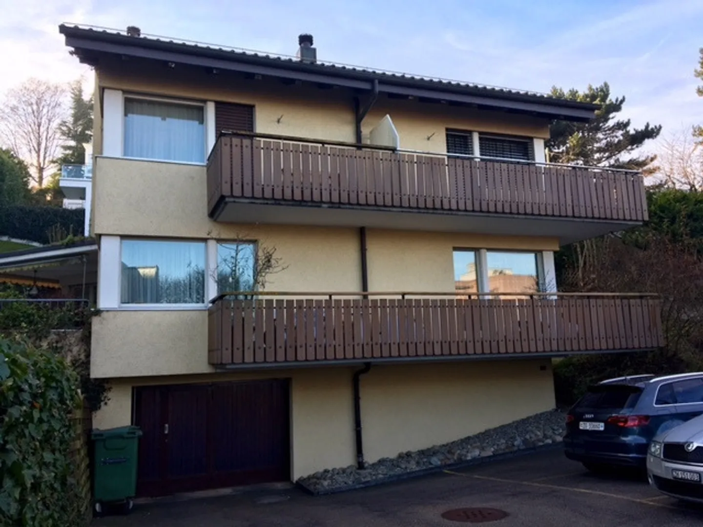 Appartamento temporaneo di 3,5 stanze con vista lago - Foto 1 di 7
