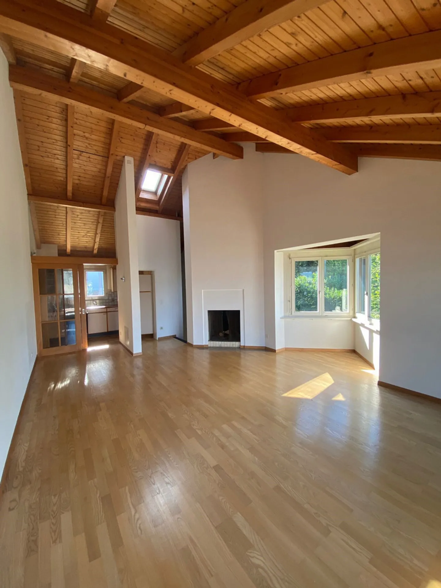 Appartamento temporaneo di 3,5 stanze con vista lago - Foto 4 di 7