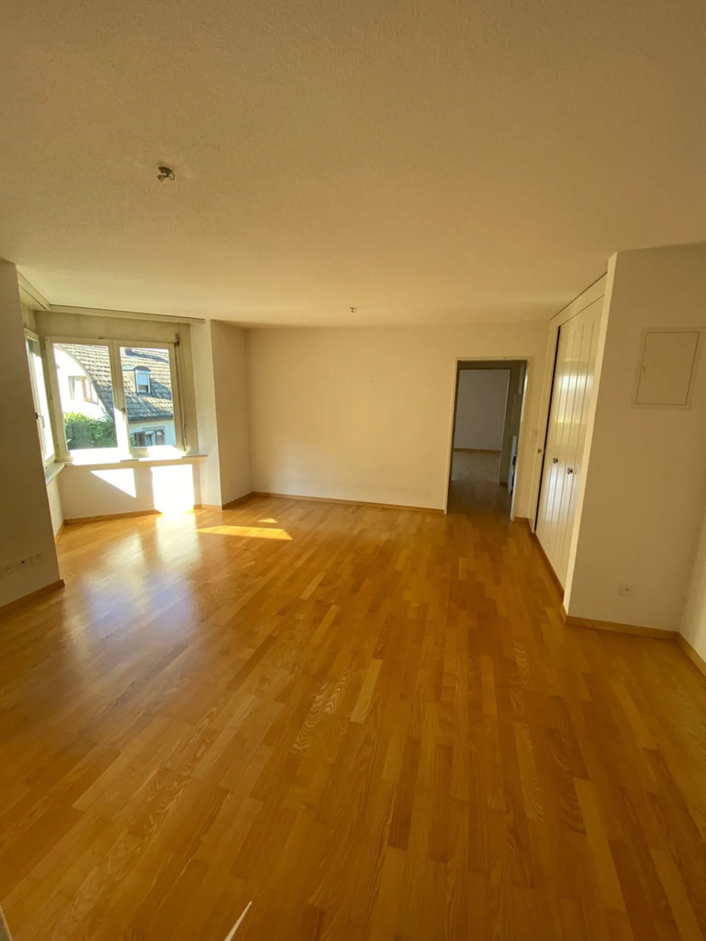 Appartamento temporaneo di 3,5 stanze con vista lago - Foto 5 di 7